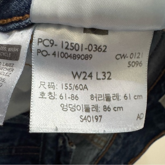 Levi’s Premium 501® ORIGINAL FIT High Rise Straight Leg 💯% cotton Denim W24XL32 - Picture 12 of 16